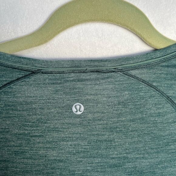 Lululemon Another Mile Short Sleeve Heathered Green Smoke size 4 - Picture 4 of 8